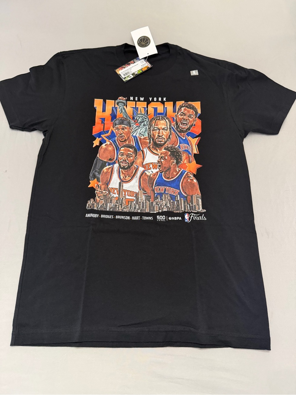 New York Knicks Black Graphic Short Sleeve Tee